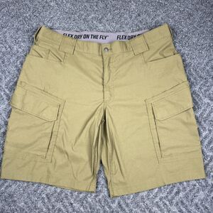 Duluth Trading Cargo Shorts Mens 42 x 11 Flex Dry On The Fly Green Performance